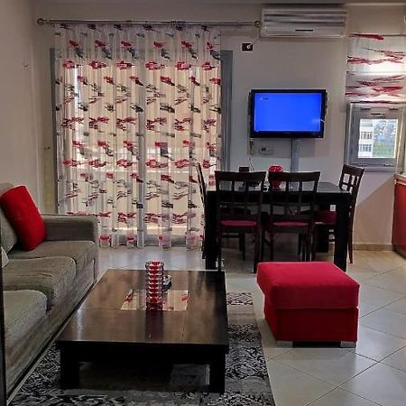Lolu Apartment Plus Privat Parking Vlorë Eksteriør billede