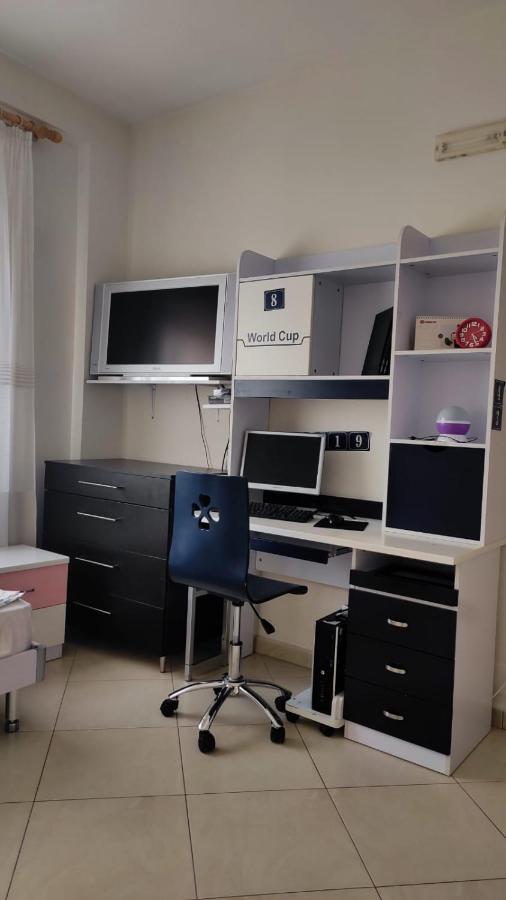 Lolu Apartment Plus Privat Parking Vlorë Eksteriør billede